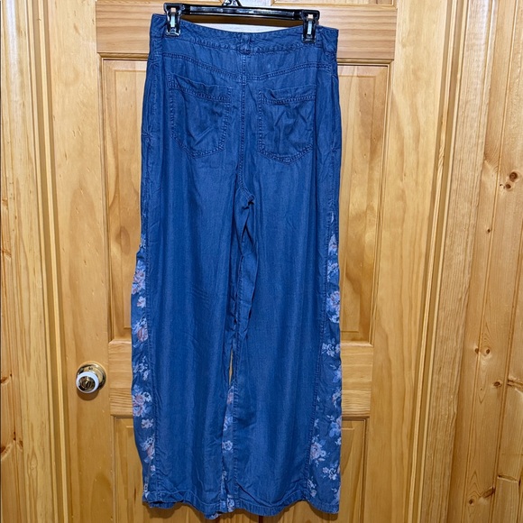 Maurices Blue with Floral Insert Wide Leg Palazzo Bohemian Jeans Pants, Size 10. - Picture 3 of 13